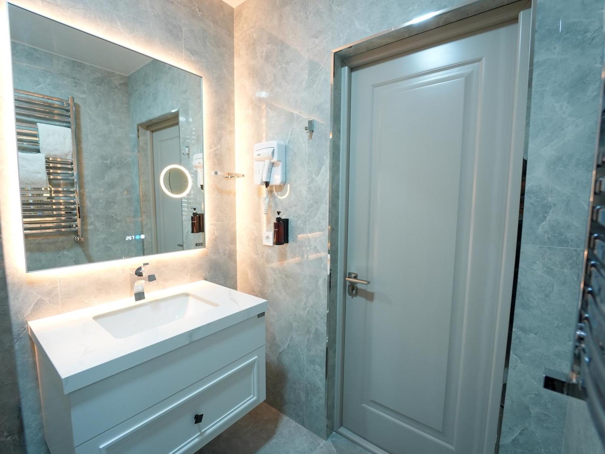 Avant Hotel Tashkent Pool&Spa 외부 사진